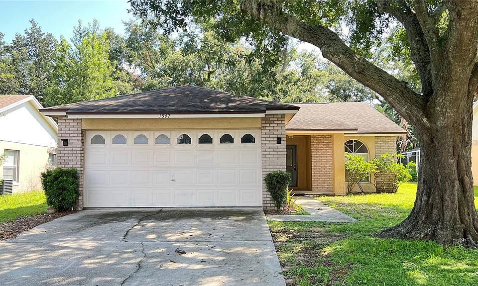 1st image of 1547 Oak Hill Trl