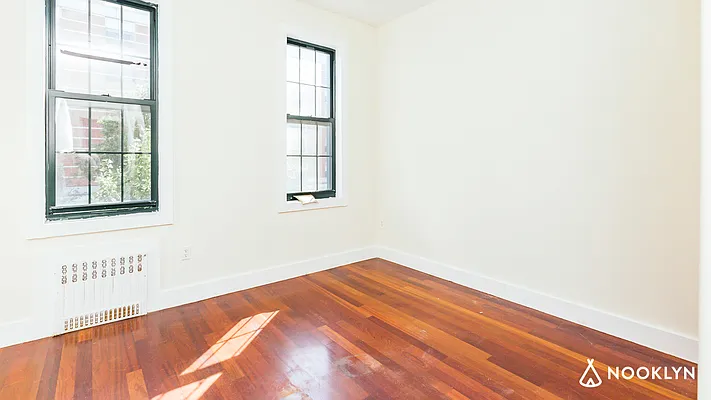 Rented by Nooklyn NYC LLC | media 7