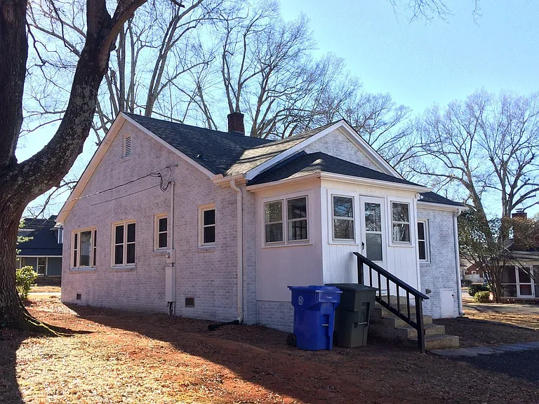361 W Wilson Ave — Photo 20