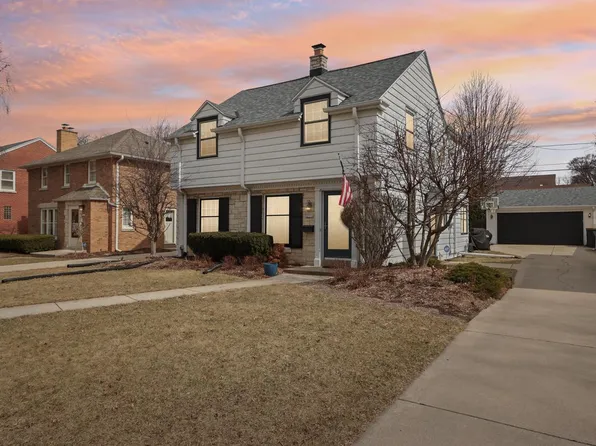 2556 North 84th STREET, Wauwatosa, WI 53226