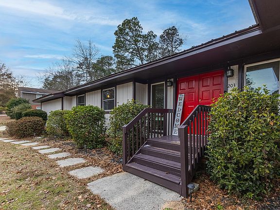 4th image of 203 Kalmia Forest Dr