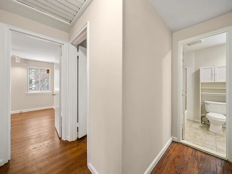 44 Knickerbocker Rd — Photo 21