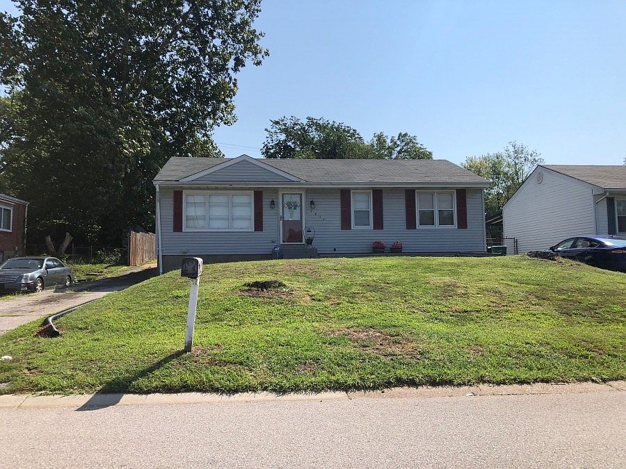 1st image of 9852 Winkler Dr