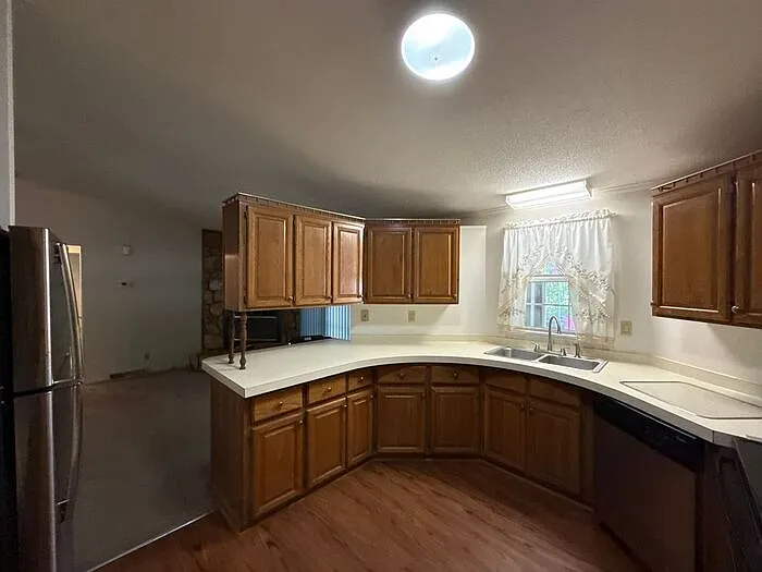 2039 Vista Rd — Photo 7
