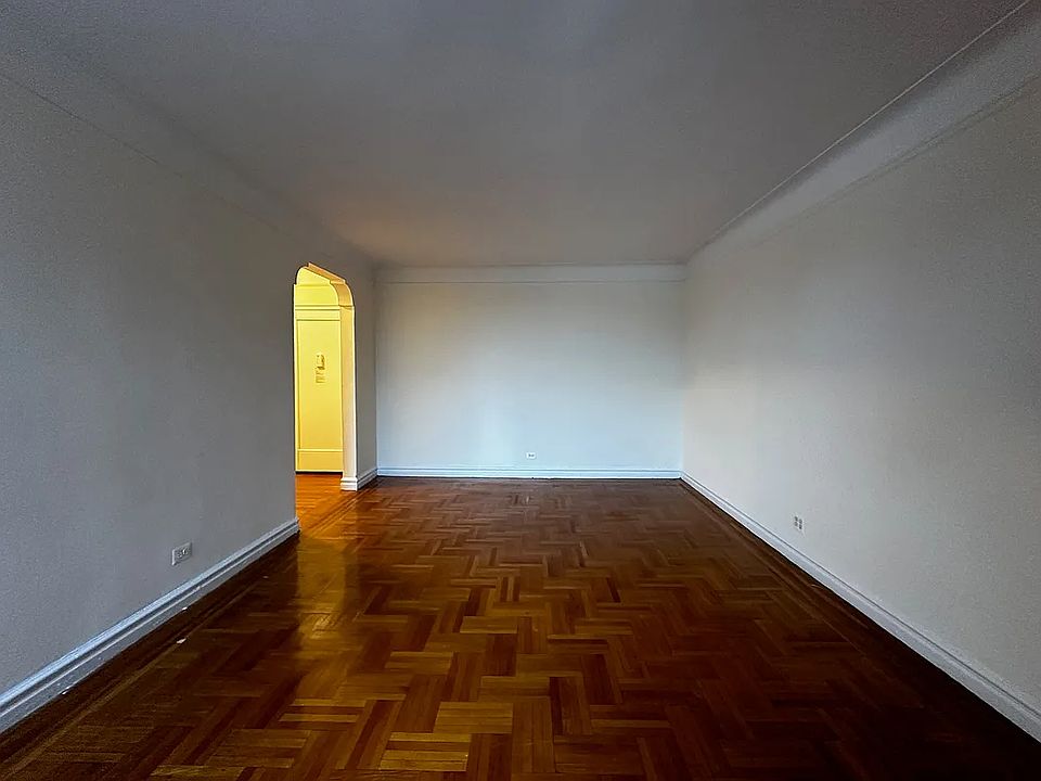 1st image of 745 Lincoln Pl APT 2H