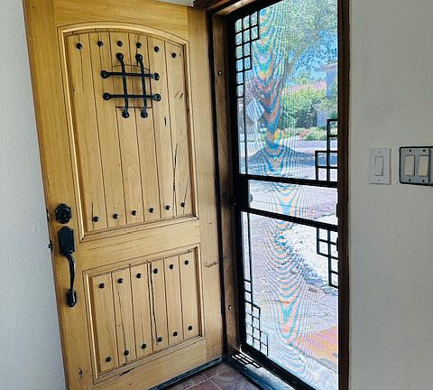 5th image of 9021 Phoenix Ave #2