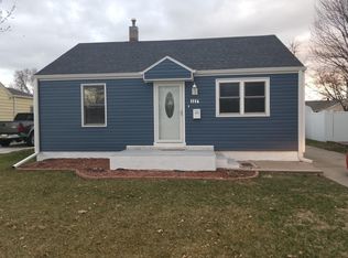 1116 S Greenwich St, Grand Island, NE 68801