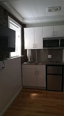 2nd image of 340 Amsterdam Ave #506