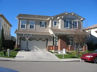 27 Waterbury Ln, Novato, CA 94949