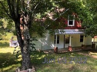 2604 Joy Ranch Rd, Woodlawn, VA 24381