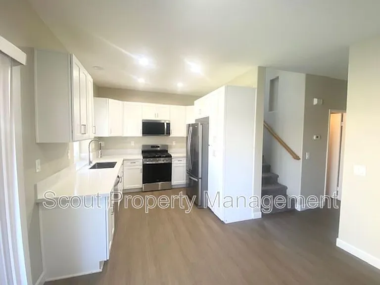43174 Teramo St — Photo 5