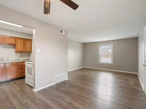 Flats at Greentree, 1632 Greentree Blvd APT 716, Clarksville, IN 47129