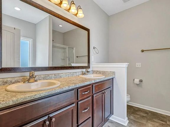 5th image of 152 Summer Hill Dr