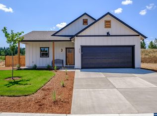 405 SW Rose Ave, Dallas, OR 97338