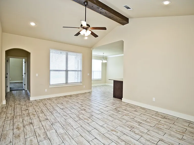 108 Alder St — Photo 5