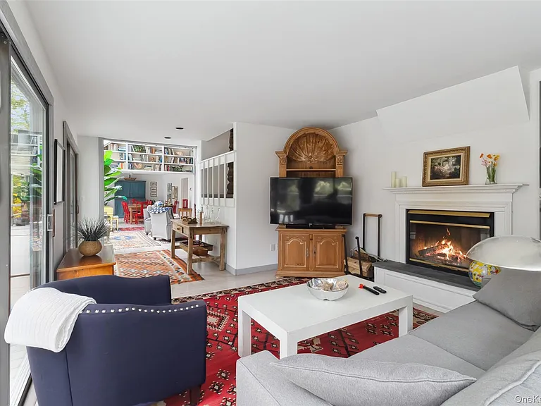 49 Twin Lakes Rd — Photo 8