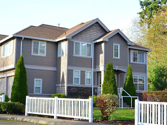 2nd image of 2601 152nd Street SW #4