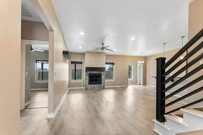 1200 Ridgeway Dr — Photo 7