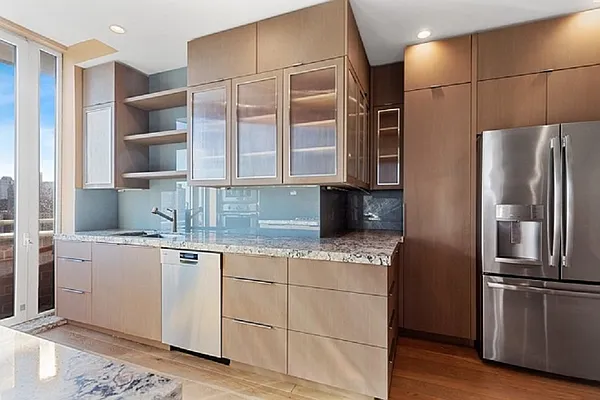 Sold by Corcoran | media 15