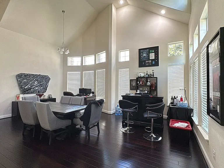 3624 Glenhome Dr — Photo 6