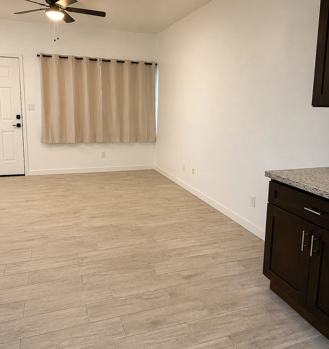 2 bed, 1000 sqft, $1,750 — Photo 4
