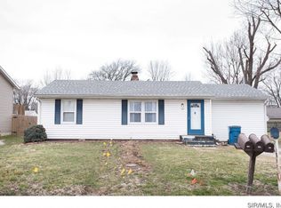 120 Hampton St, Bethalto, IL 62010