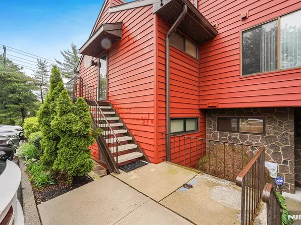 101 River Rd, Nutley, NJ 07110