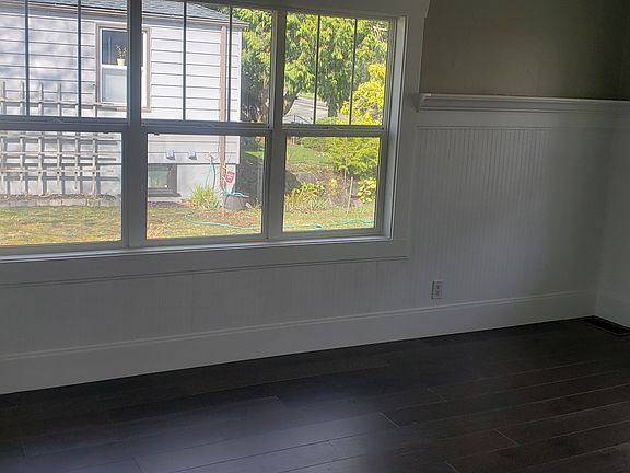 Living room (front door to the right)