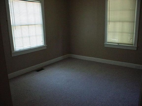 4th image of 113 Park Cir