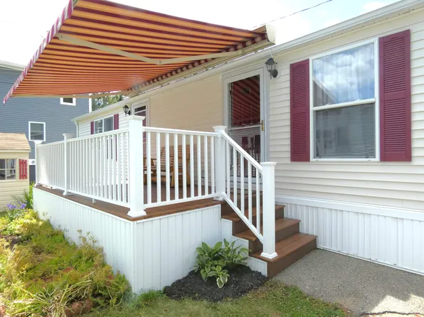 24 Boston Harbor Road UNIT 5, Dover, NH 03820