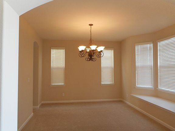 3rd image of 354 W Piedmont Dr