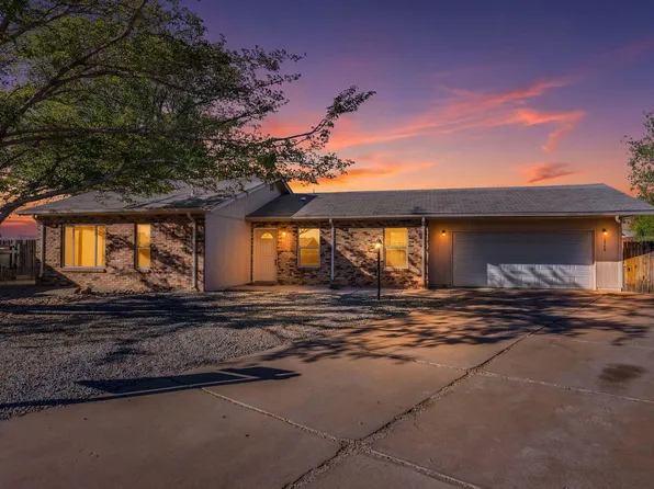 1320 Manzanita Ct SE, Rio Rancho, NM 87124
