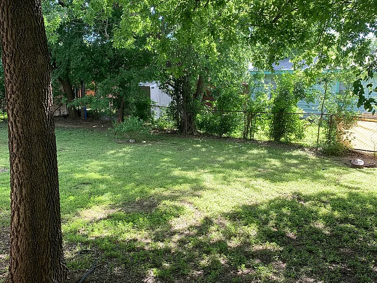 1010 Georgetown Rd — Photo 25