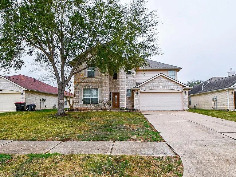 9641 Weldridge Dr — Photo 1