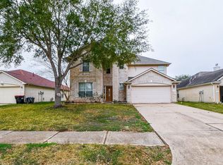 9641 Weldridge Dr, Sugar Land, TX 77498