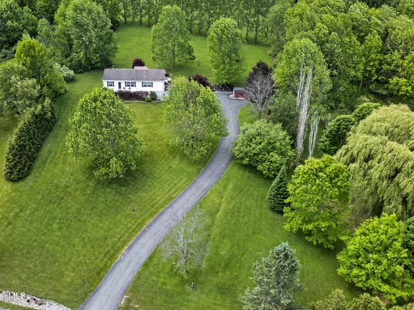 128 Valley Court, Cobleskill, NY 12043