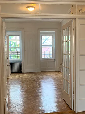 Rented by Brooklyn Real Inc | media 11