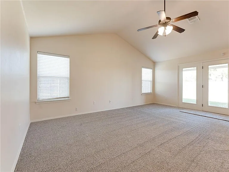 4500 Hunter Blvd — Photo 3