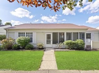 535 Warwick Ct #B, Manchester Township, NJ 08759
