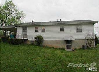 2nd image of 1046 Chestnut St