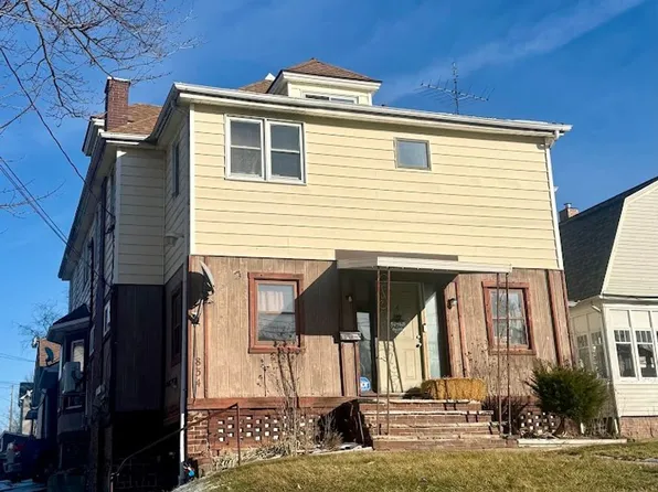 Fulton Rd Triplex, 834 Fulton Rd NW, Canton, OH 44703