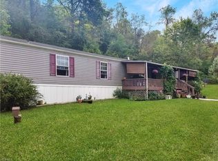 682 Dolezal Rd, Dillonvale, OH 43917