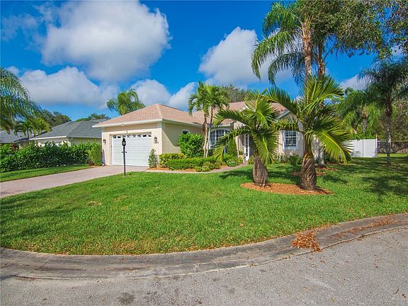 3rd image of 3990 Chardonnay Pl SW