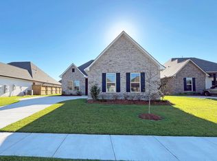6532 Nesting Dr, Gonzales, LA 70737