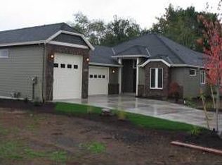 19697 SE Wooded Hills Dr, Damascus, OR