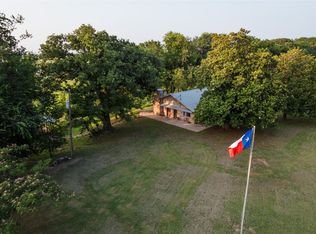 2196 County Rd, Telephone, TX 75488