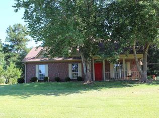 105 Twelve Oaks Dr, Lagrange, GA 30241