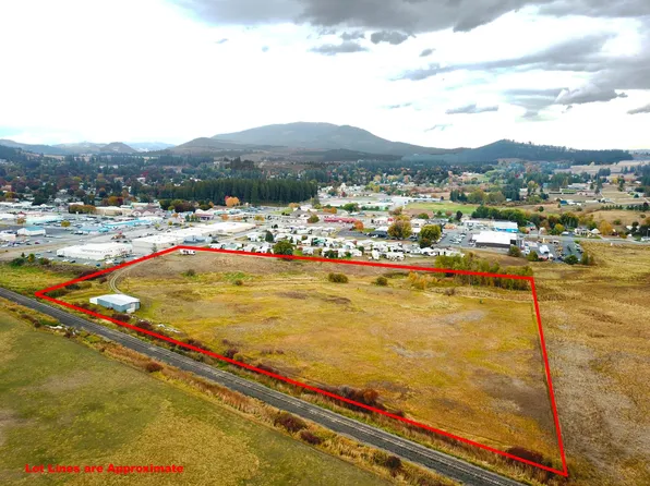 1060 S Main St Trailer 57, Colville, WA 99114