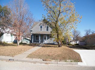 708 Hickory St, Wakefield, KS 67487