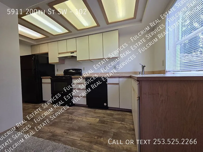 5911 200th St SW #102 — Photo 5